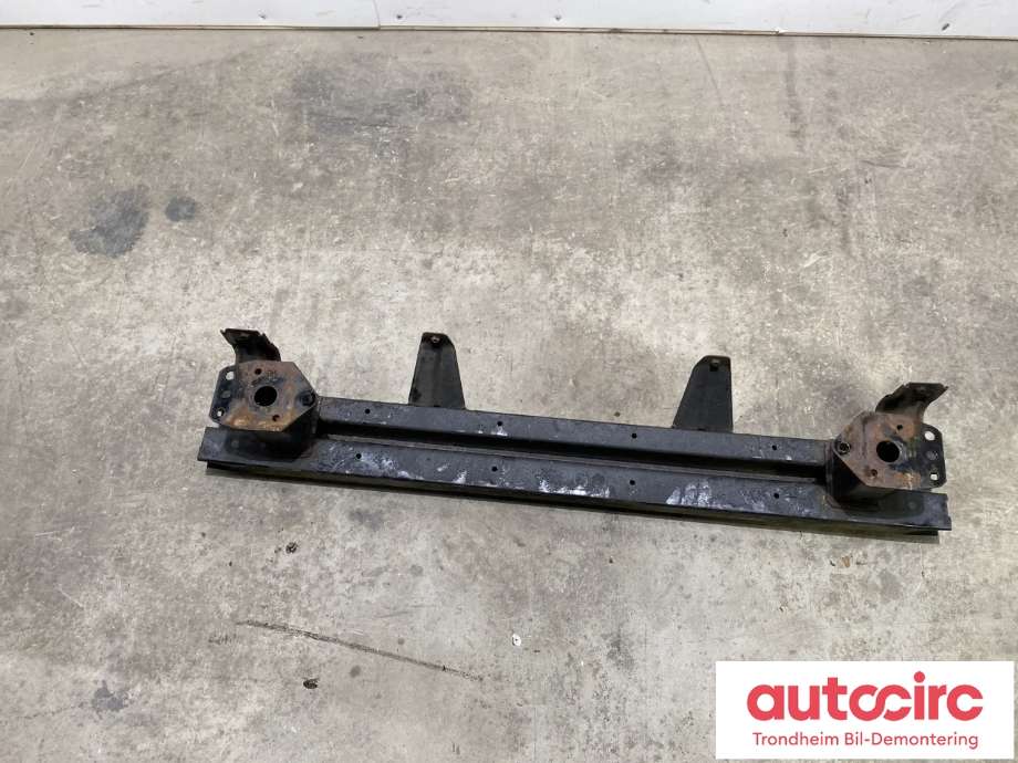 Støtfangerforsterkning foran til Toyota Land Cruiser 120 2002-2009  (5202160100|)