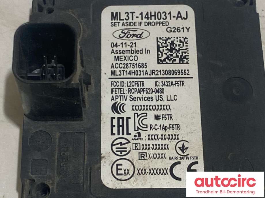Sensor blindsone til Ford Mustang Mach-e 2020-->>  (HØYRE BAK|ML3T-14H031-AJ|2657693|ML3T-14H031-AK)