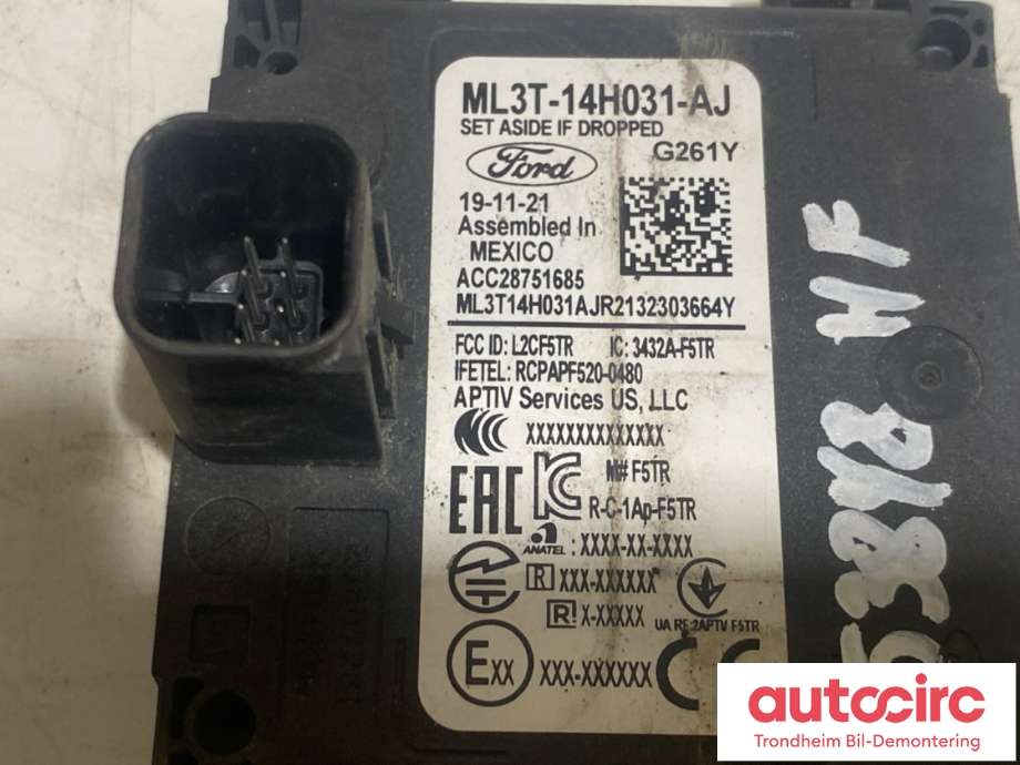 Sensor blindsone til Ford Mustang Mach-e 2020-->>  (HØYRE FORAN|ML3T-14H031-AJ|2657693|ML3T-14H031-AK)