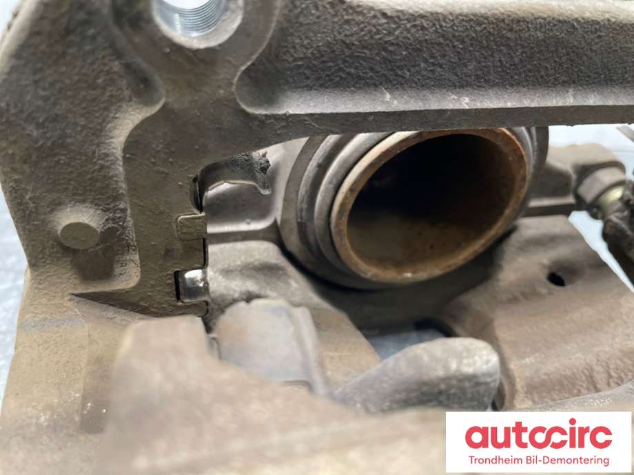 Bremsecaliper venstre foran til Hyundai Kona 2021-2023 (Type I, Fase 2)  (58180-K4A10|58180-E6A10|)