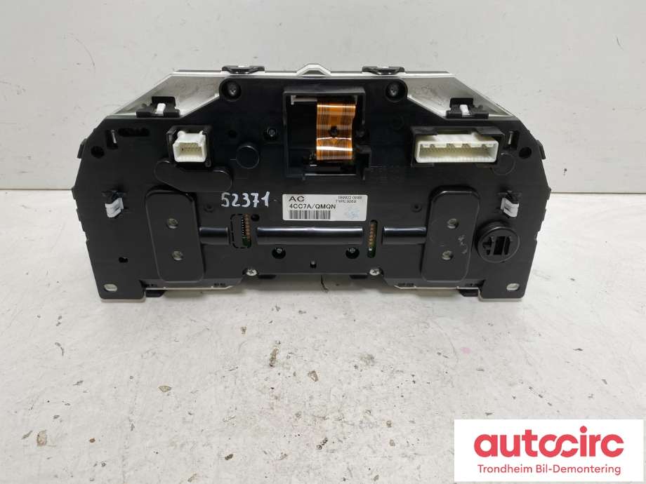 Instrumentpanel til Nissan X-Trail 2014-2022 (T32) (T32) (248104CC7A|)