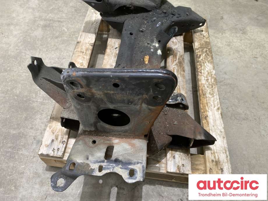 Travers foran hoved til Chevrolet Corvette 1984-1996 (C4) (C4) (14093126|)