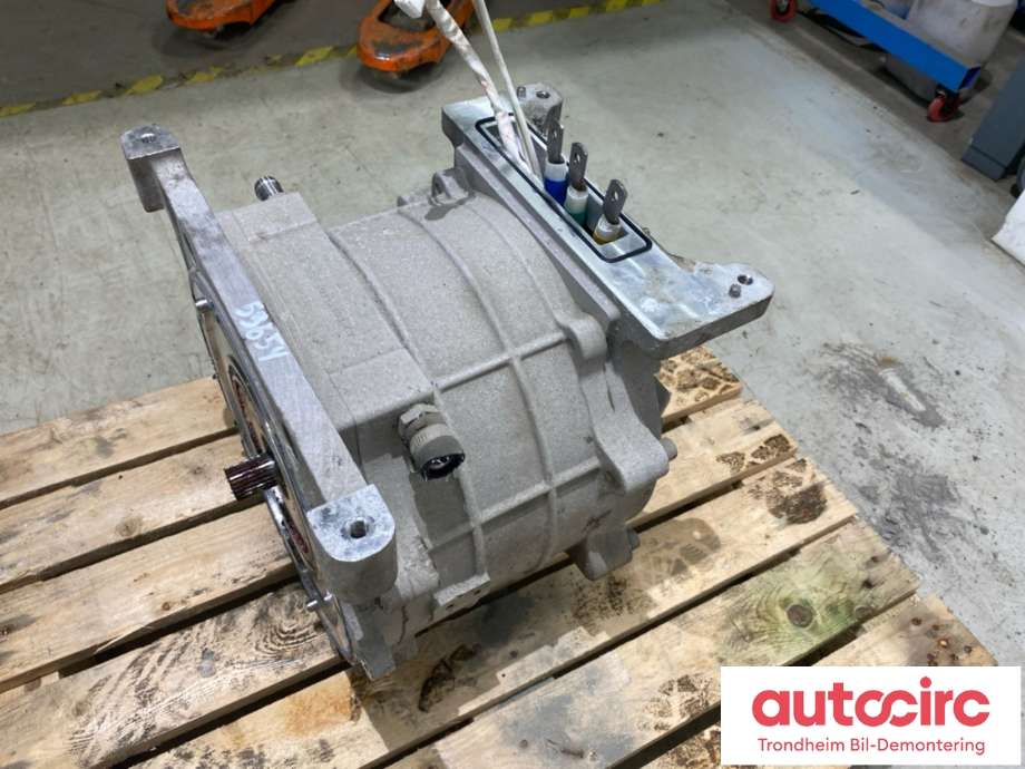 Motor elbil foran til Maxus EV80 2019-->>  (C00215855|TZ249XSS001|)