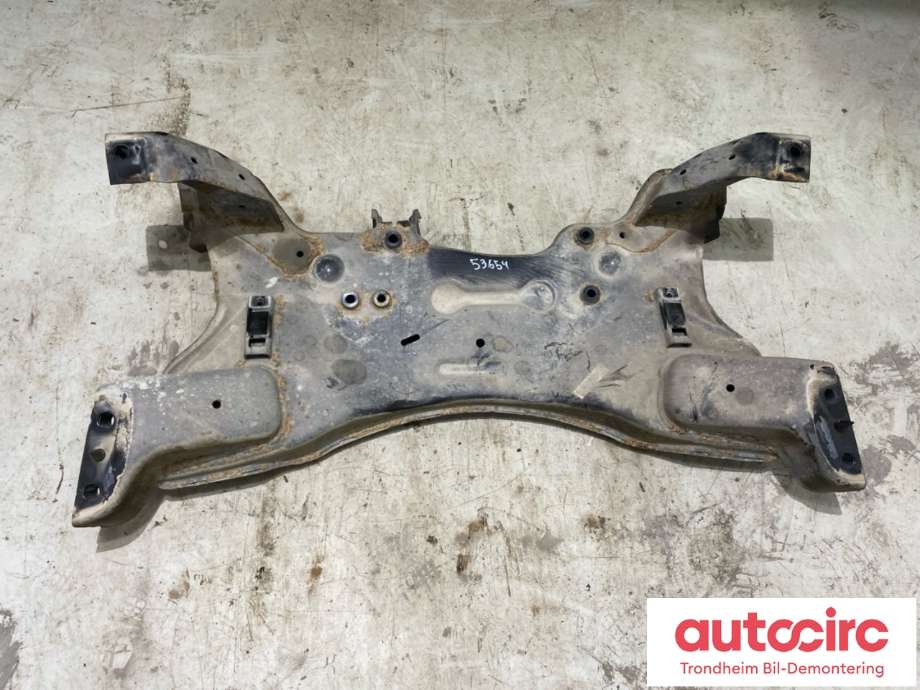 Travers foran hoved til Maxus EV80 2019-->>  (NO PARTS ID|)