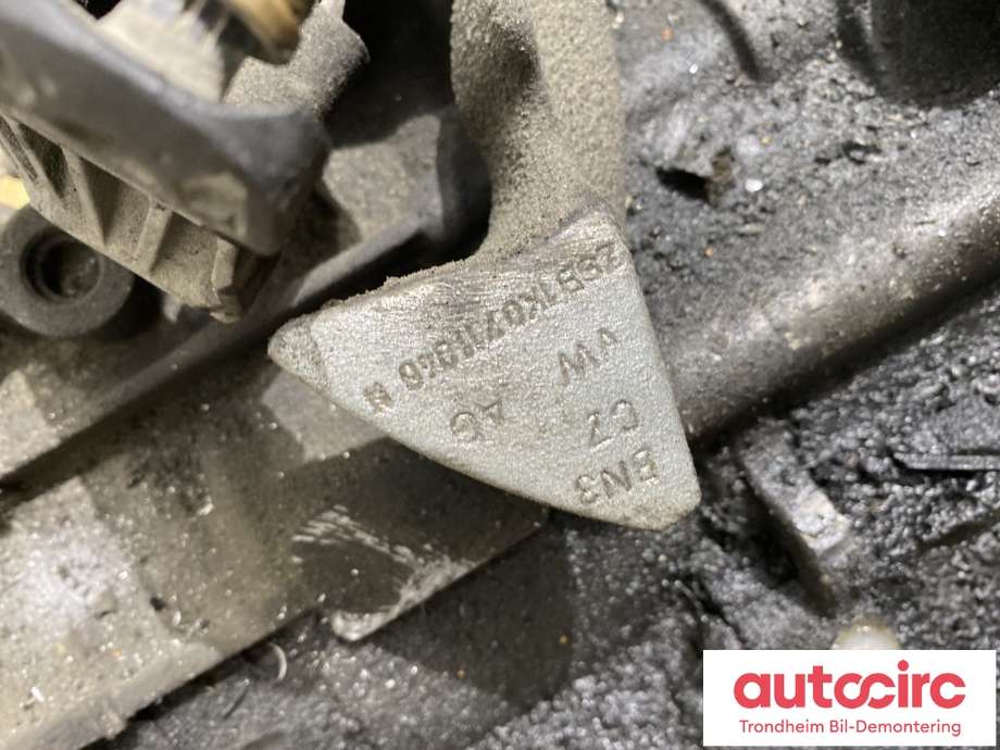 Girkasse manuell 6-trinn til VW Passat 2005-2010 (B6) (B6) (02Q300042S|02Q300041DX|02Q300042SX)