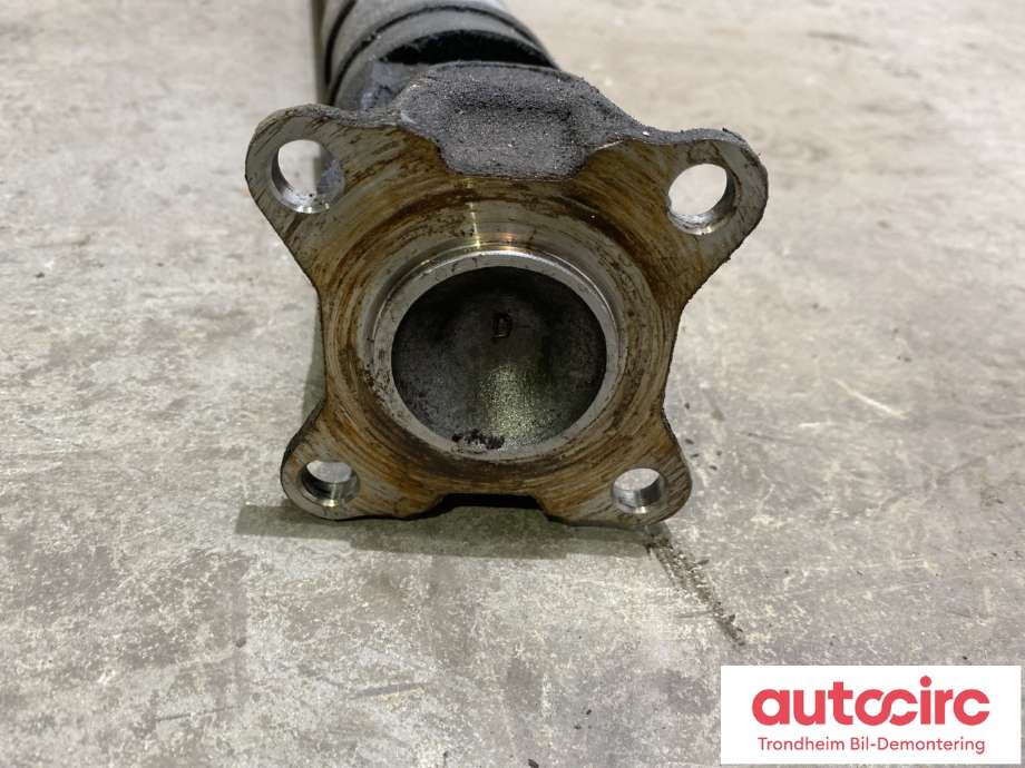 Mellomaksel fremre til Toyota Land Cruiser 120 2002-2009  (3714060390|)