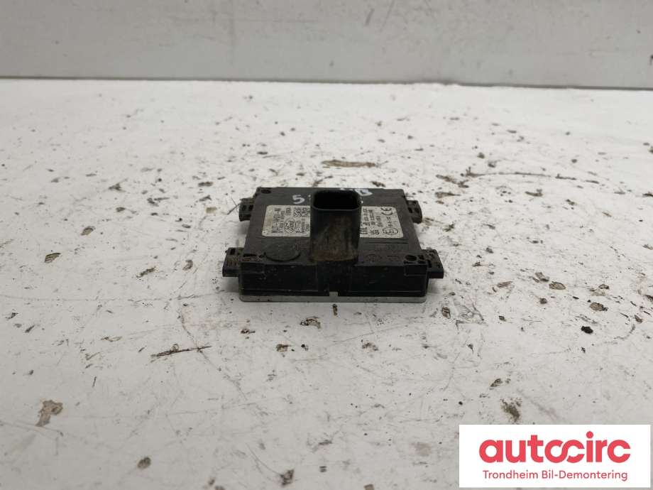Sensor blindsone til VW Amarok 2022-->> (Type II)  (ML3T-14H031-AK|2HJ907572B|2HJ907572C)
