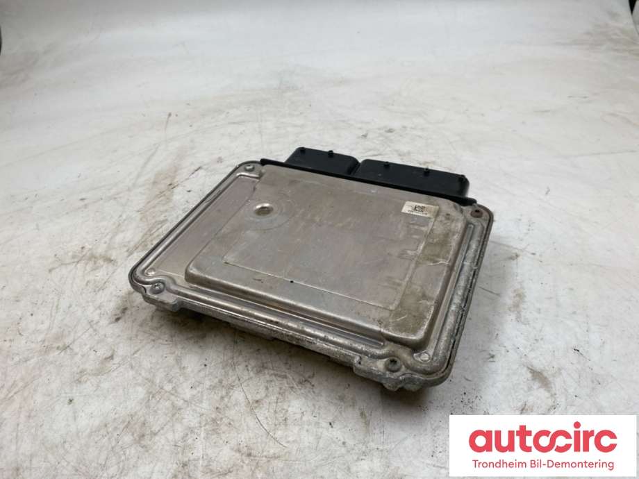 Styreenhet motor til VW Passat 2011-2015 (B7) (B7) (BOSCH|03L 906 018 RE|)