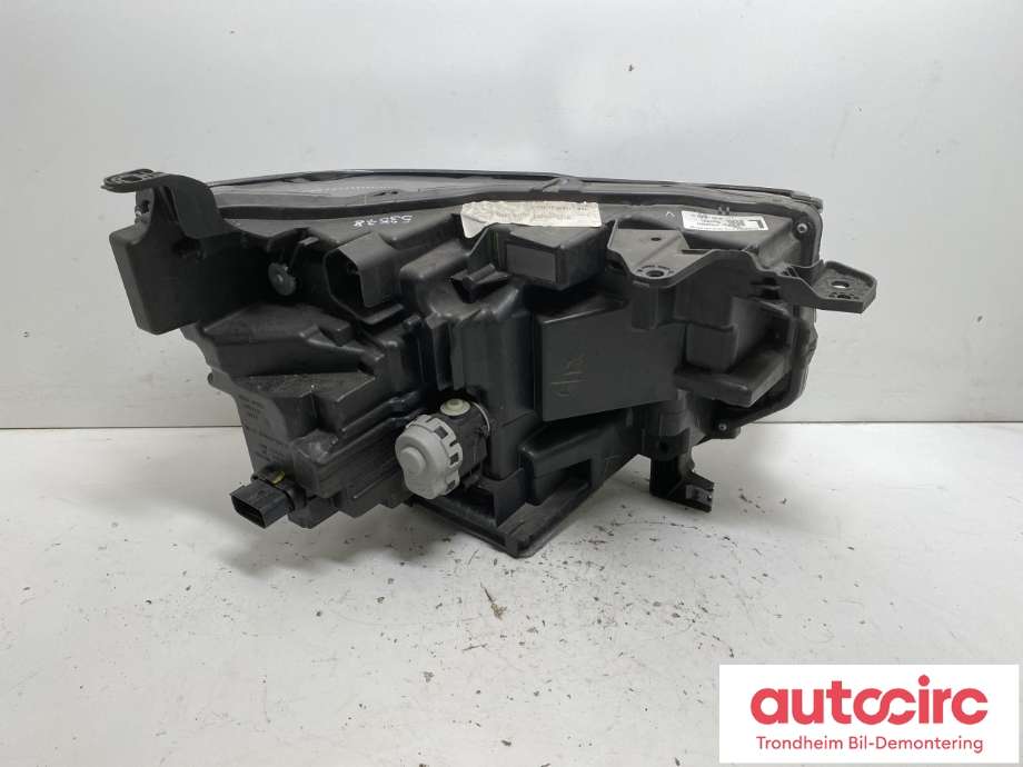 Frontlykt venstre full-LED til VW Amarok 2022-->> (Type II)  (N1XB-13E017-DE|2HJ 941 005 AF|2HJ 941 005 R)