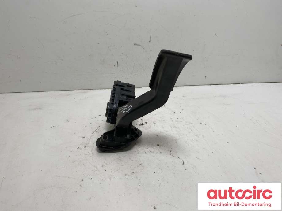 Pedal gass til VW Amarok 2022-->> (Type II)  (FOMOCO|MB3C-9F836-AA|2HJ721603|2HJ721603B)