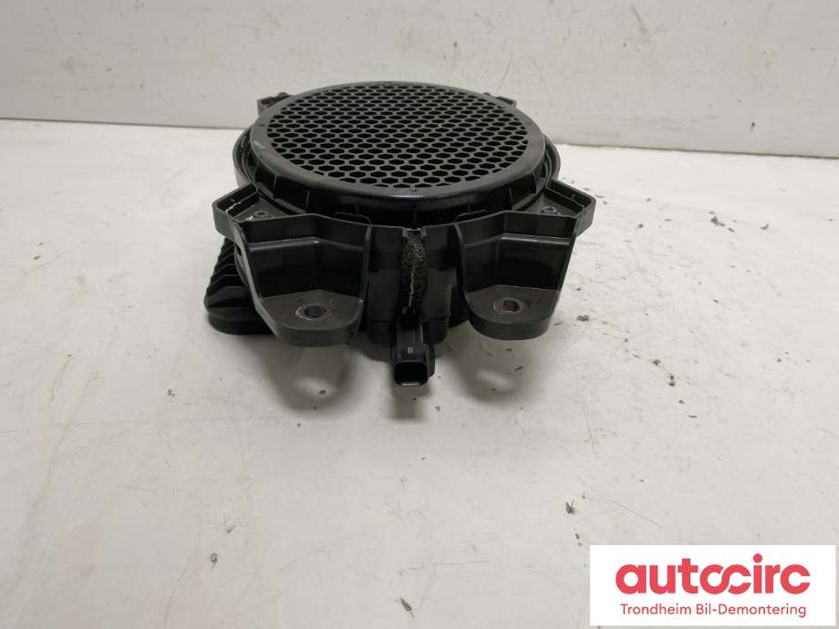 Bilstereo sub-woofer til VW Amarok 2022-->> (Type II)  (FOMOCO|N1WT-19A067-CB|2HJ035621A|)