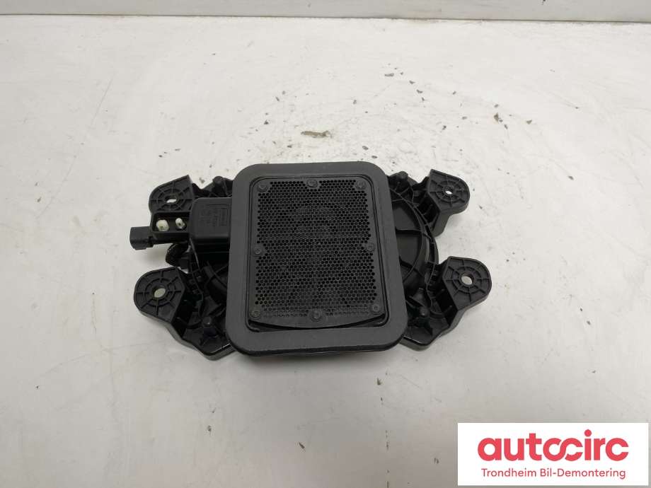 Bilstereo sub-woofer til VW Amarok 2022-->> (Type II)  (FOMOCO|N1WT-19A067-CB|2HJ035621A|)