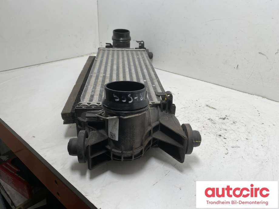 Intercooler til VW Amarok 2022-->> (Type II)  (2HJ 145 749 J|)