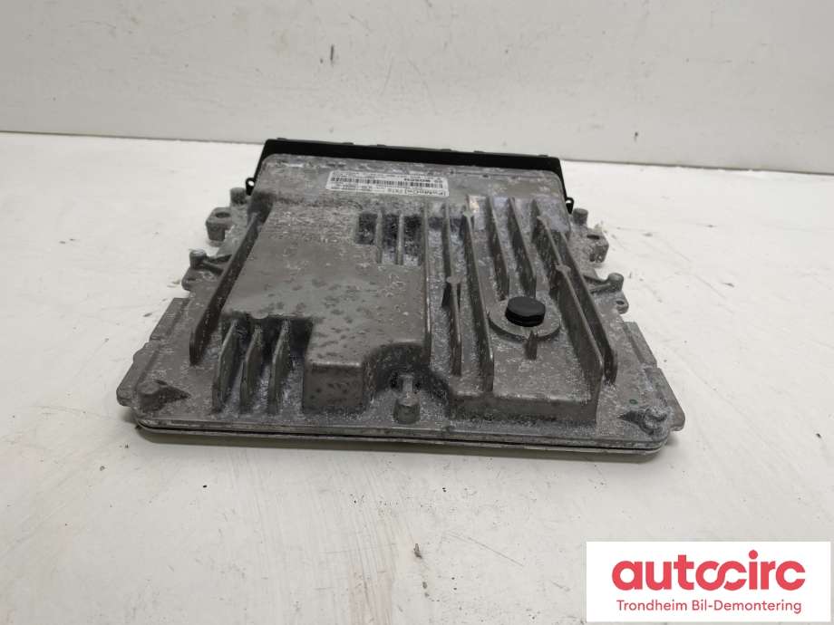 Styreenhet motor til VW Amarok 2022-->> (Type II)  (BOSCH|MB3G-12A650-ARA|0281039547|2HJ 906 062 BA)