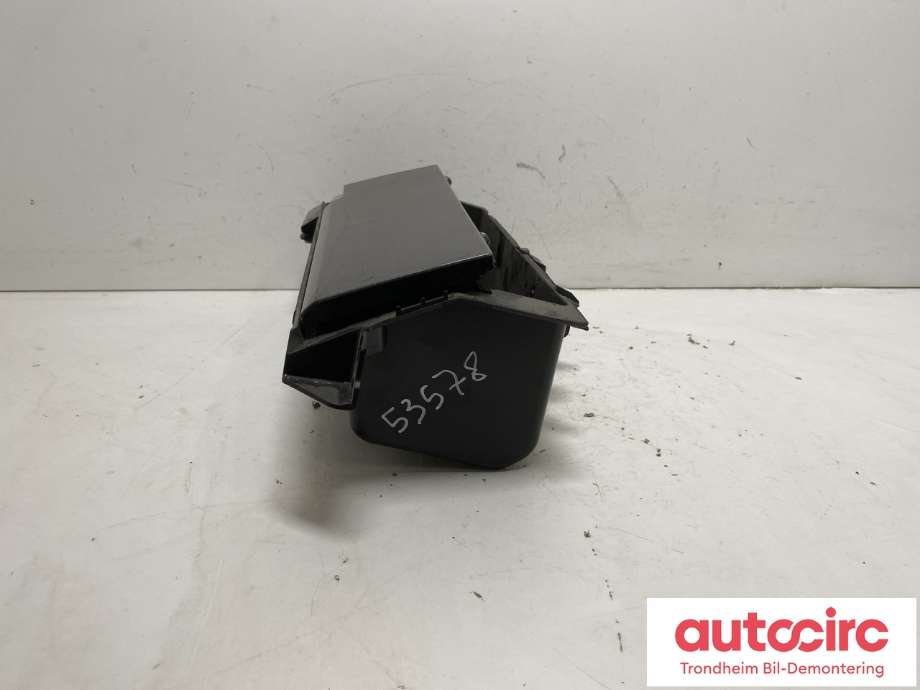 Hanskerom til VW Amarok 2022-->> (Type II) (N1XB-E045B58-JJSM0B|2HJ857094DJ|)
