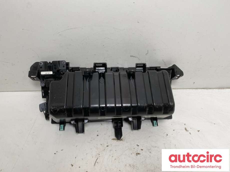 Hanskerom til VW Amarok 2022-->> (Type II) (N1XB-E045B58-JJSM0B|2HJ857094DJ|)