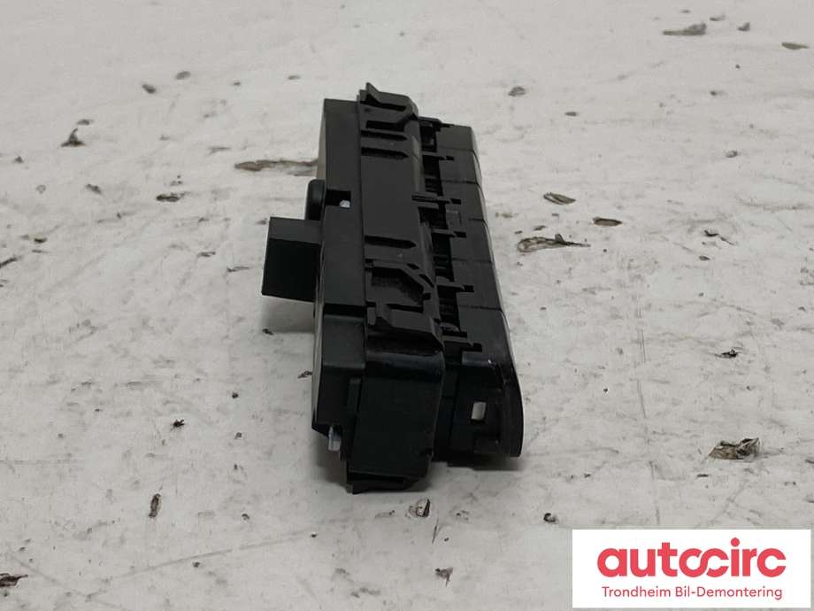 Bryter diverse til Mercedes GLC 2015-2022 (X253) (X253) (A2059054151|)