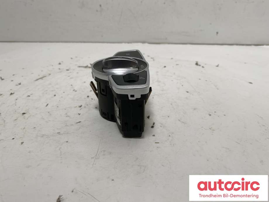 Bryter lys til Mercedes GLC 2015-2022 (X253) (X253) (A2059057007|)