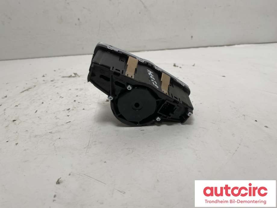 Bryter lys til Mercedes GLC 2015-2022 (X253) (X253) (A2059057007|)