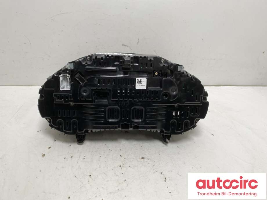Instrumentpanel til Mercedes GLC 2015-2022 (X253) (X253) (A2059004618|A2059006527|A2059001930| A2539003506)