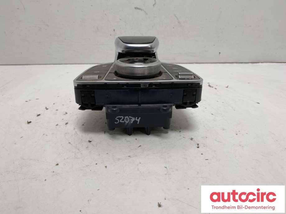 Bilstereo navigasjon betjeningspanel til Mercedes GLC 2015-2022 (X253) (X253) (A2059008018|A 205 900 87 26|A 166 900 84 22)