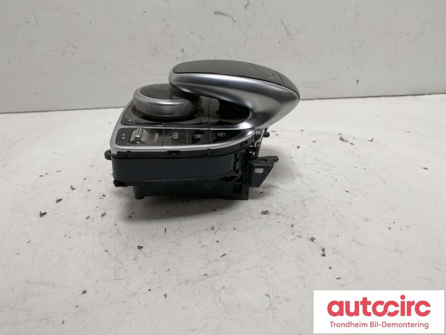 Bilstereo navigasjon betjeningspanel til Mercedes GLC 2015-2022 (X253) (X253) (A2059008018|A 205 900 87 26|A 166 900 84 22)