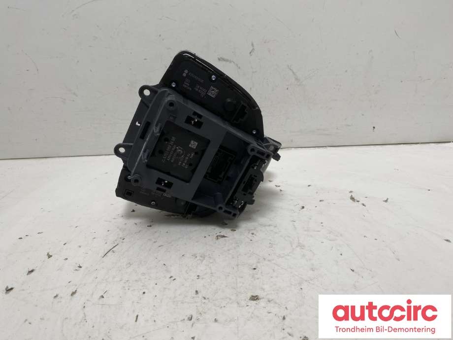 Bilstereo navigasjon betjeningspanel til Mercedes GLC 2015-2022 (X253) (X253) (A2059008018|A 205 900 87 26|A 166 900 84 22)