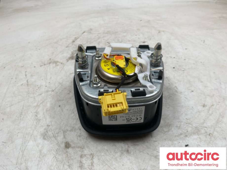 Airbag rattpute til Tesla Model Y 2024-->> (Type II) (2003661-EU-C|)
