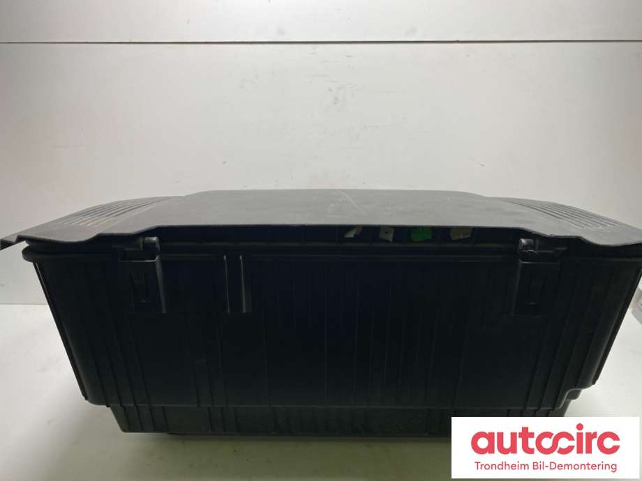 Panserrom deksel (Frunk Cover) til Audi e-tron 2018-->>  (4KE 863 362 B|)