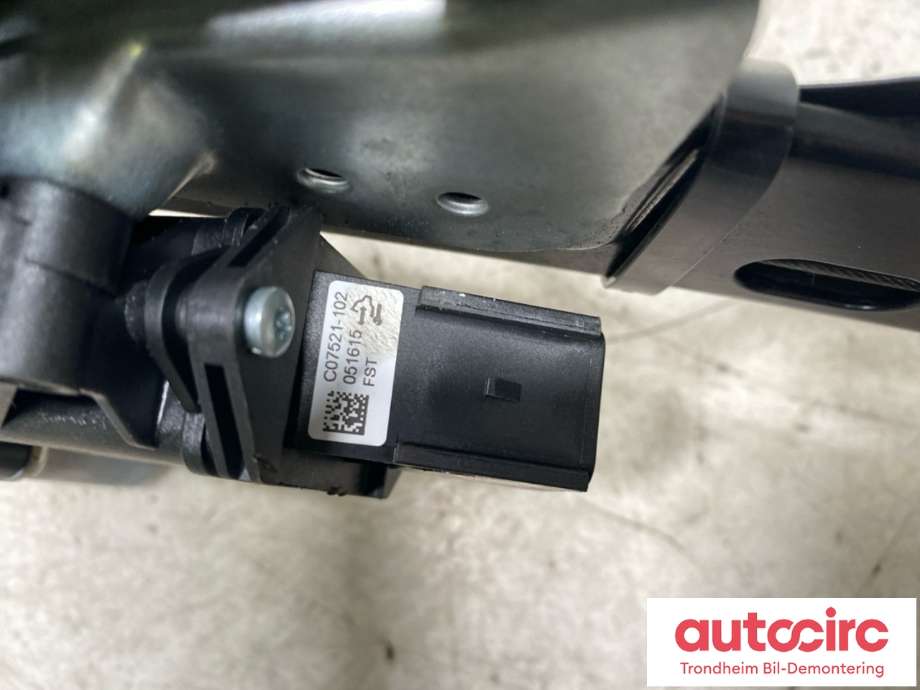Ruteheis høyre foran til Opel Zafira Tourer 2012-2018 (13369286|)