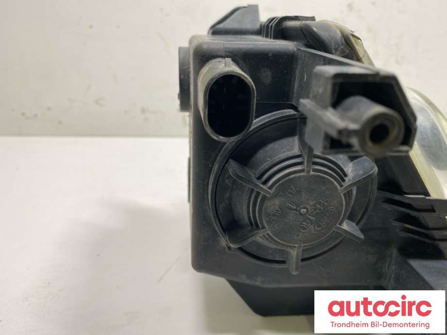 Tåkelykt høyre foran til Opel Astra H 2004-2009 (13243425|13262000|)