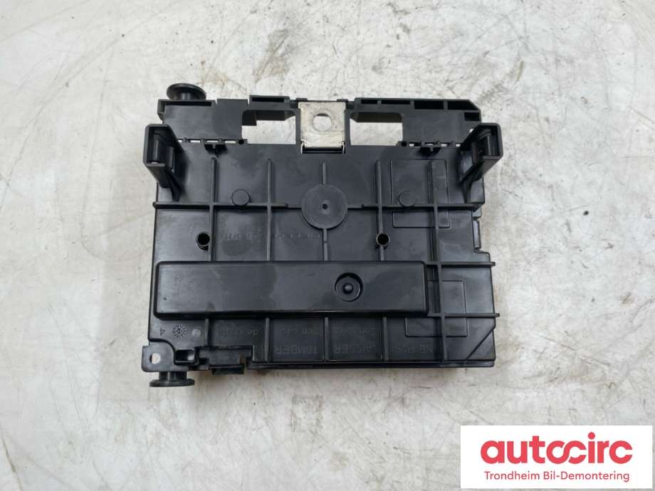 Sikringsboks motorrom til Peugeot 307 2005-2008 (Fase 2)  (DELPHI|9661707980|6500CK|)