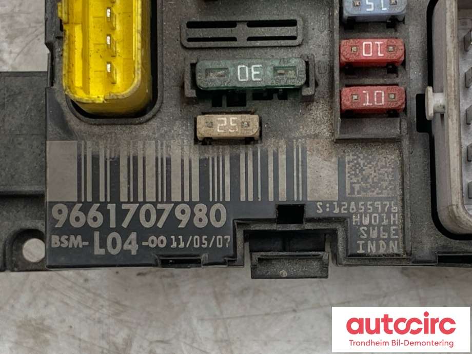 Sikringsboks motorrom til Peugeot 307 2005-2008 (Fase 2)  (DELPHI|9661707980|6500CK|)