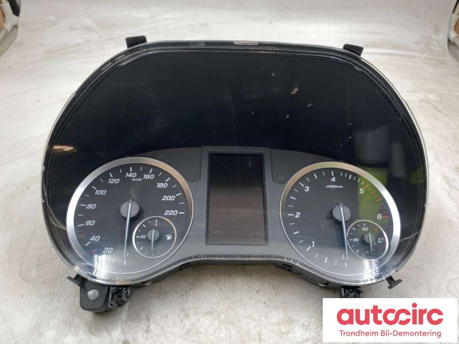Instrumentpanel til Mercedes Vito, 2014-->> (W447) (W447) (A4479000018)
