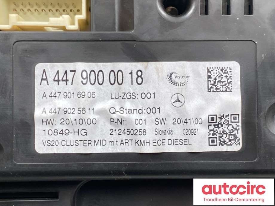 Instrumentpanel til Mercedes Vito 2014-->> (W447) (W447) (A4479000018|A 447 900 52 23|)
