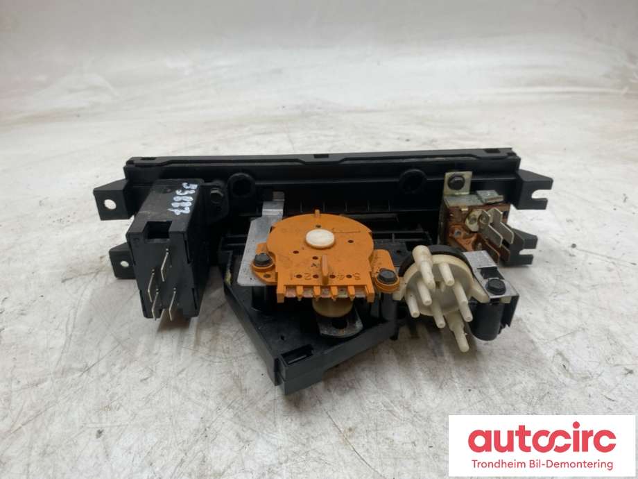 Varmeapparat betjening til Chevrolet Corvette 1984-1996 (C4) (C4) (16022463|16040101|)