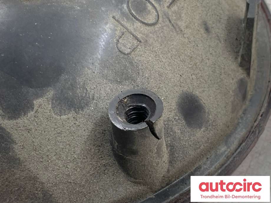 Baklykt venstre til Chevrolet Corvette 1984-1996 (C4) (C4) (00915787|)
