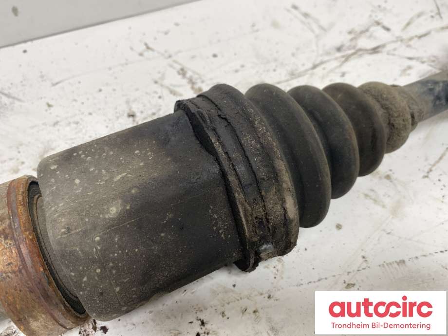 Drivaksel høyre foran, bensin/automat til Volvo S60 2000-2004 (Type I, Fase 1) (8252046|)