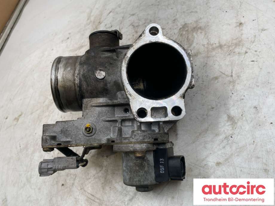 Spjeldhus til Toyota Land Cruiser 120 2002-2009  (2610030030|)