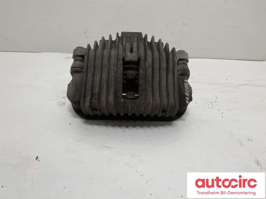 Bremsecaliper venstre foran til Chevrolet Corvette, 1984-1996 (C4) (C4) (14105945)