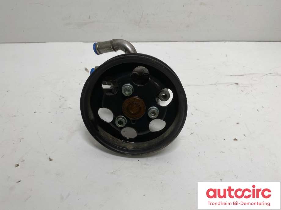Servo pumpe mekanisk til VW Passat 2001-2005 (B5,3BG) (B5,3BG) (KYB|8D0145156L|058145255F|8D0145156K)