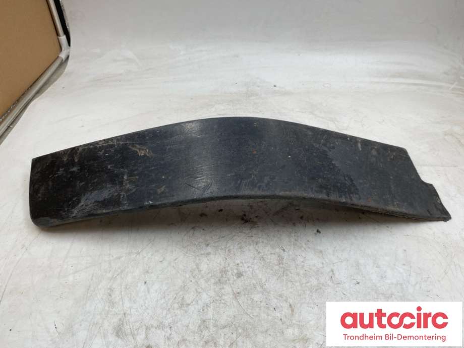 Spoiler foran til Chevrolet Corvette, 1984-1996 (C4) (C4) (H.F|14089636)
