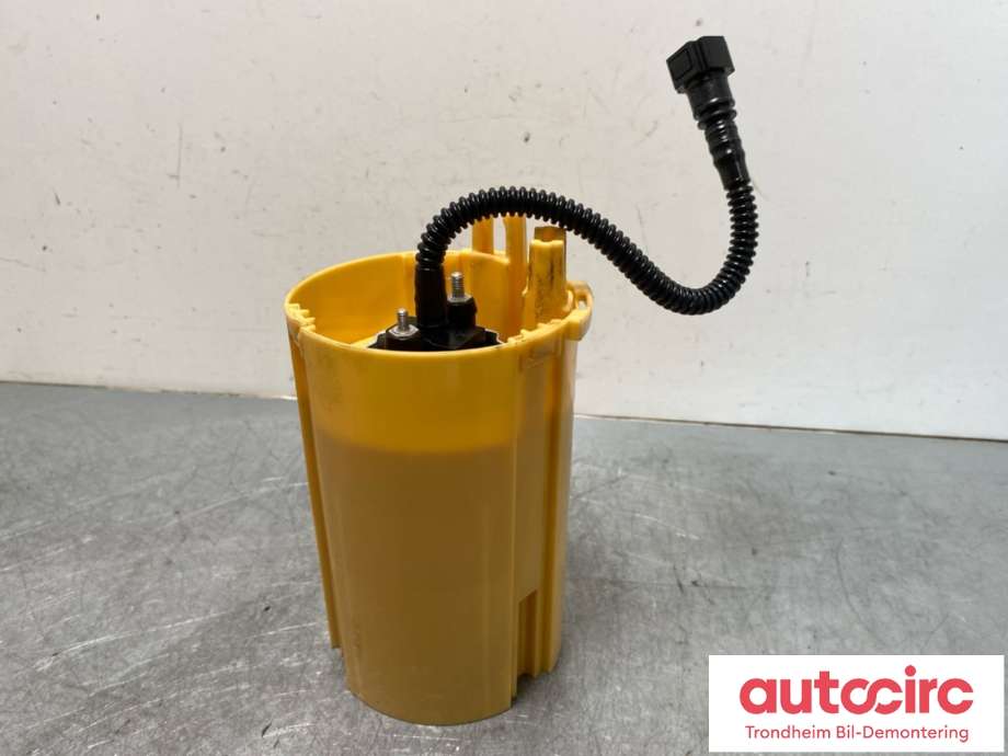 Dieselpumpe fødepumpe til BMW X3 2007-2010 (Fase 2) (E83) (E83) (16 11 7 190 988|16117190988|)