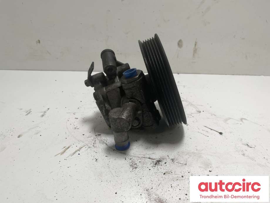 Servo pumpe mekanisk til Mercedes C-Klasse 2004-2007 (Fase 2) (W203) (W203) (KAYABA|A 002 466 93 01|A004 466 13 01|A 002 466 94 01| A 002 466 93 01)