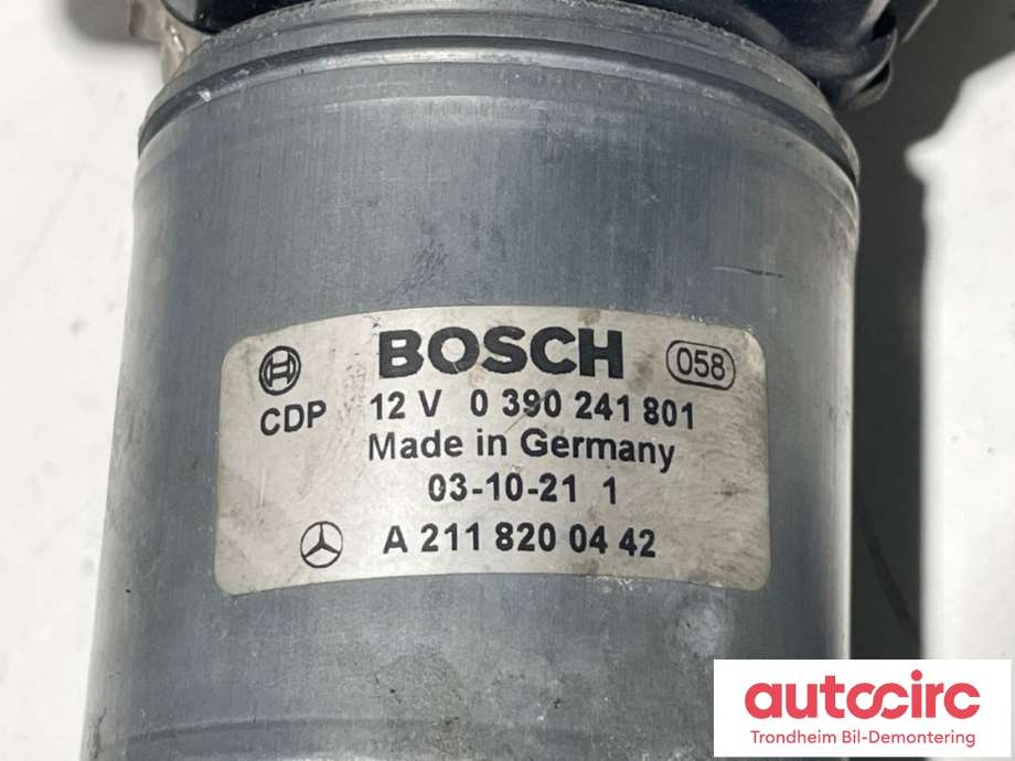 Viskermotor frontrute til Mercedes E-Klasse 2002-2006 (Fase 1) (W211) (W211) (BOSCH|A 211 820 04 42|0 390 241 801|)