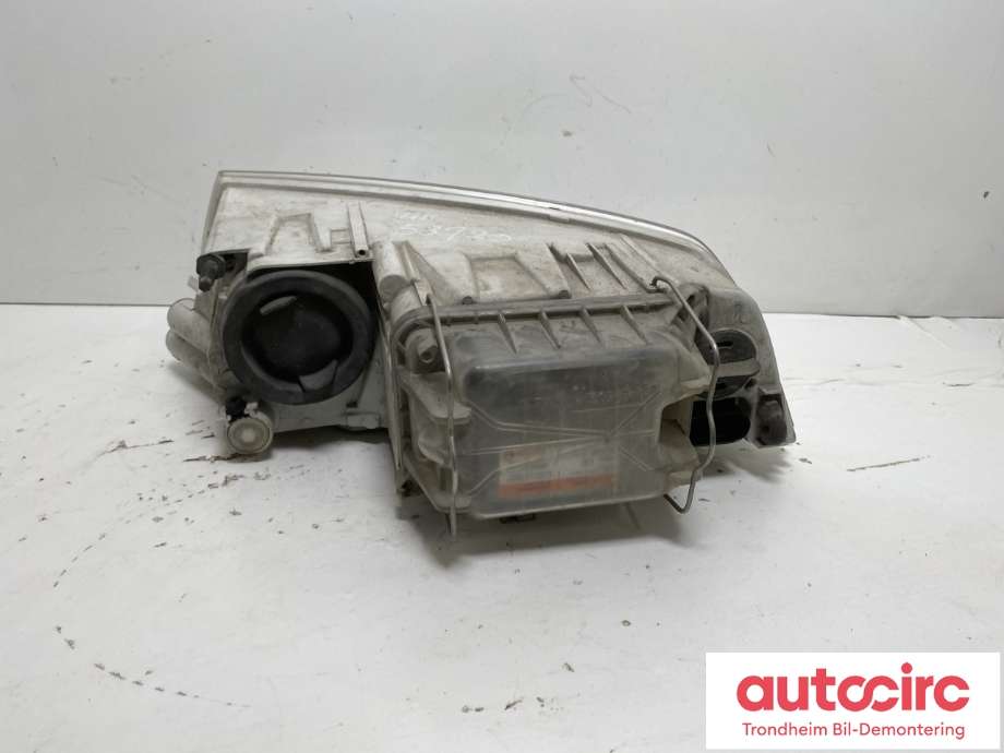 Frontlykt høyre xenon til Škoda Octavia 2005-2008 (Type II, Fase 1)  (1Z1 941 018 N|)