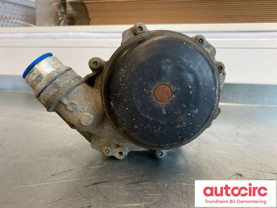 Vannpumpe til Mercedes GLA 2014-2020 (X156) (X156) (A 651 200 05 01|A 651 200 83 01|)