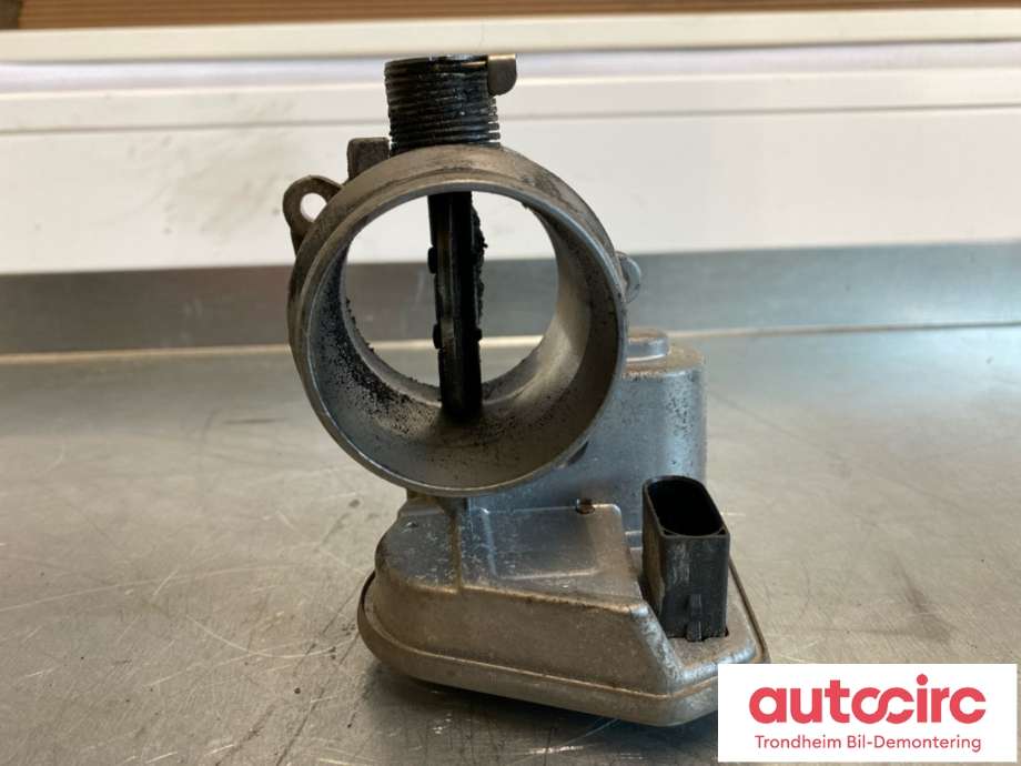 Spjeldhus til BMW 1-Serie 2004-2011 (E81/E82/E87/E88) (E81/E82/E87/E88) (PIERBURG|7804373|7804373-02|13547804373)