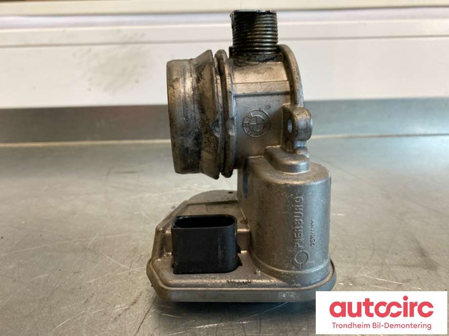 Spjeldhus til BMW 1-Serie 2004-2011 (E81/E82/E87/E88) (E81/E82/E87/E88) (PIERBURG|7804373|7804373-02|13547804373)
