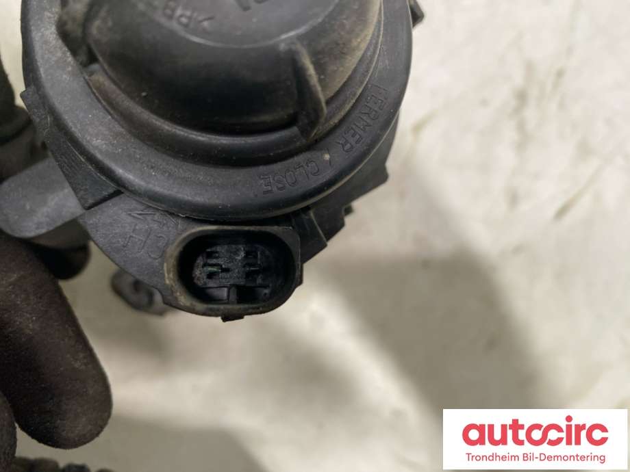 Tåkelykt venstre foran til BMW X5 2000-2006 (E53) (E53) (VALEO|63 17 8 409 025|)